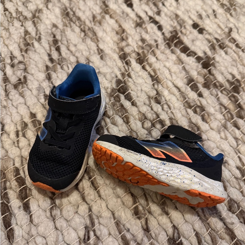 New Balance Toddler Fresh Foam Arishi v4 Bungee Lace with Top Strap